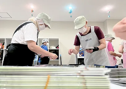 古紙回収・仕分け、内職01